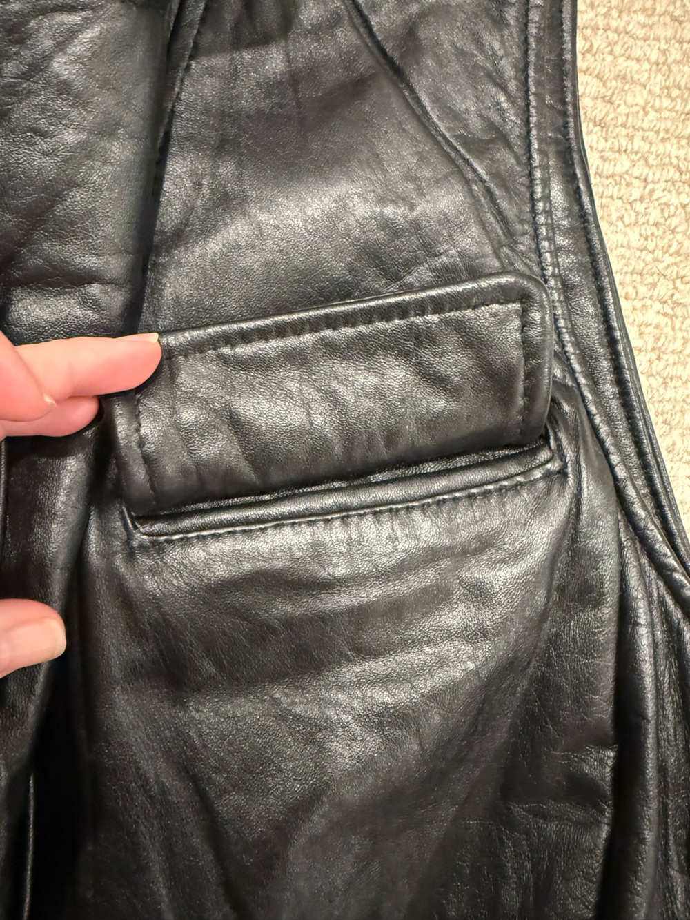 VINTAGE 1980’s 1990’s genuine leather belted vest sleeveless jacket 4 Ever brand - Picture 6 of 16